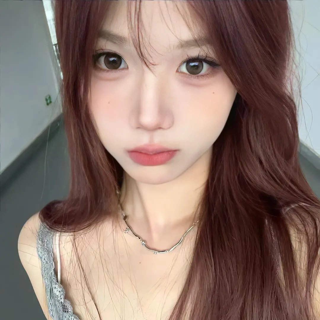 早餐时女歌迷快闪